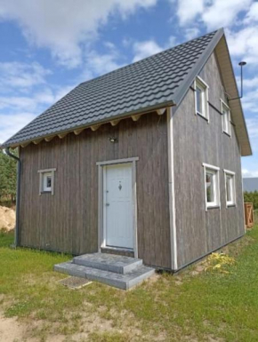 Drewniany domek na kaszubach u Oli, Niesiolowice